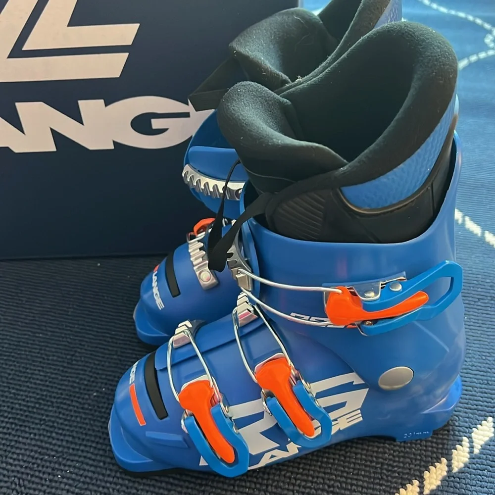 Boys NWT Lange Ski Boots Size 18.5 - Picture 2 of 9